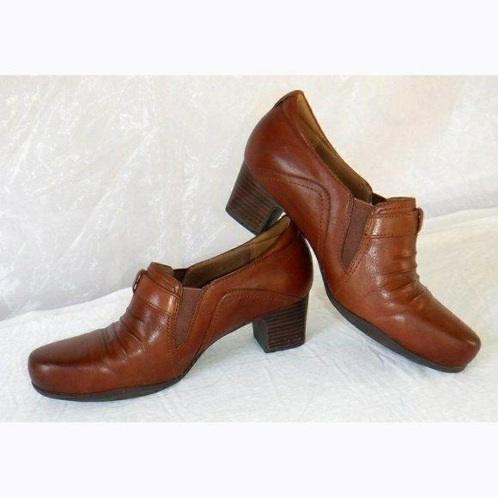 Clarks Artisan brown leather buckle ankle boots